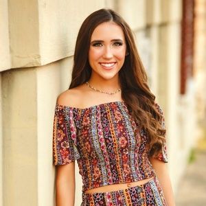 Meet your Posher, Ashley